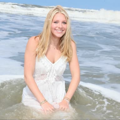 Gabriella Kohm — UGC Creator on Pitchlo