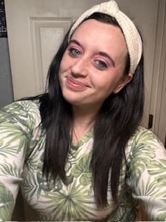 Phoebe Billingsley UGC Creator