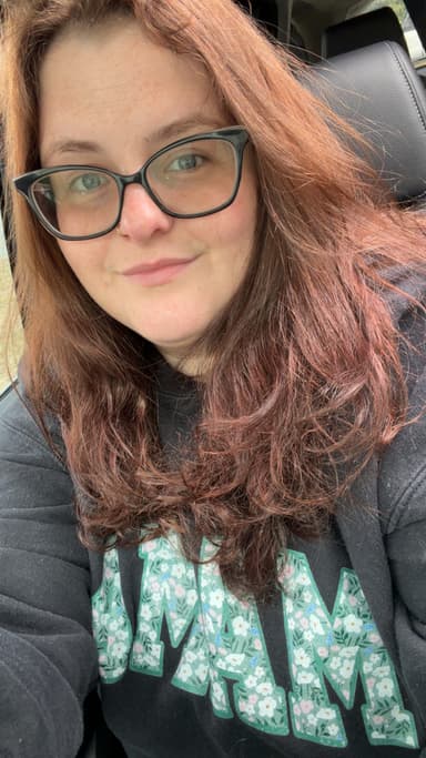 Elizabeth McGee — UGC Creator on Pitchlo