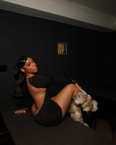 Zari Walker — UGC Creator on Pitchlo